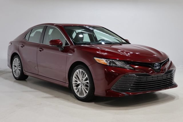 Used 2020 Toyota Camry XLE w/ Driver Assist Package FWD image 1