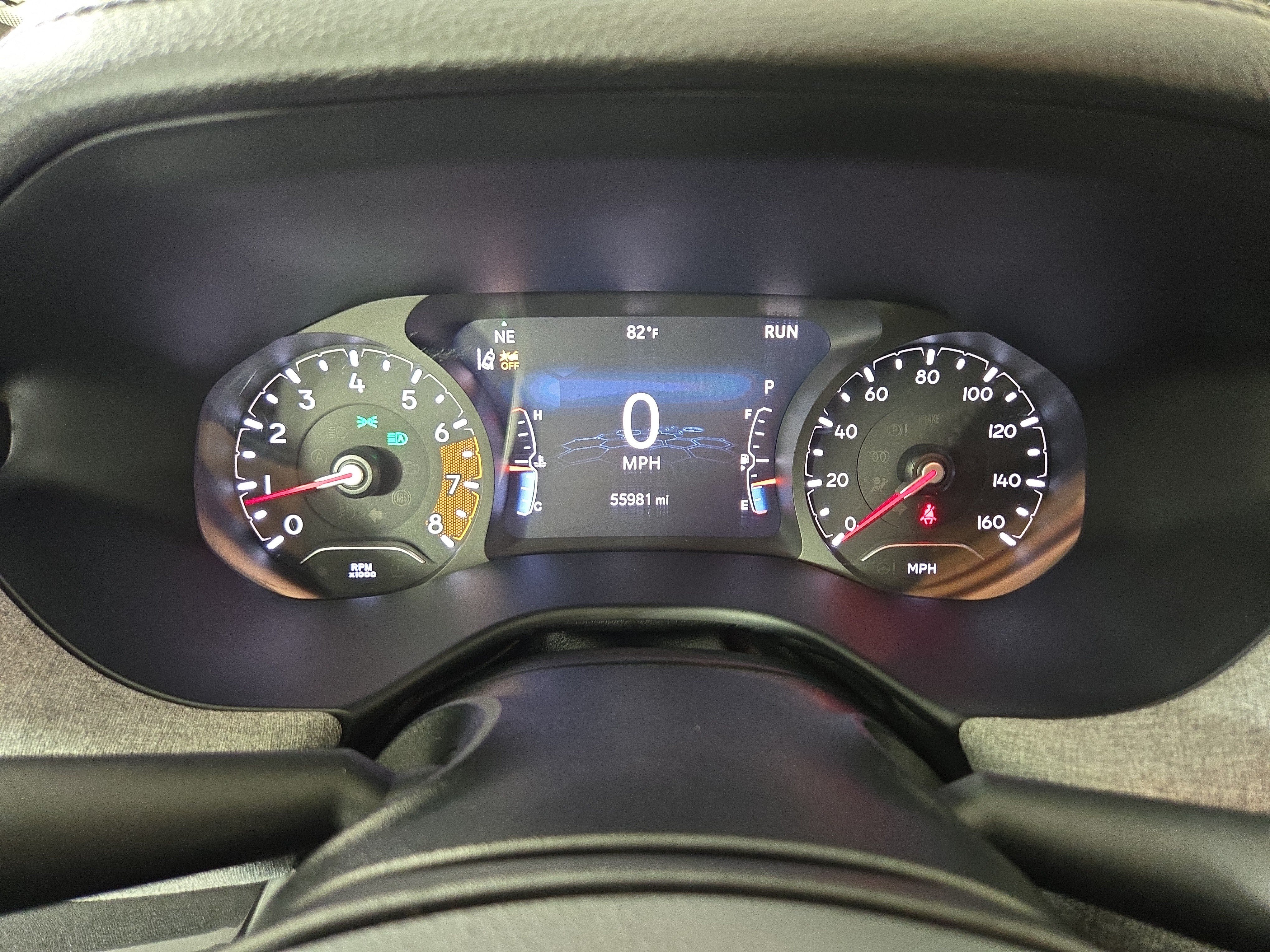 Used 2024 Jeep Compass Latitude AWD/4WD image 17