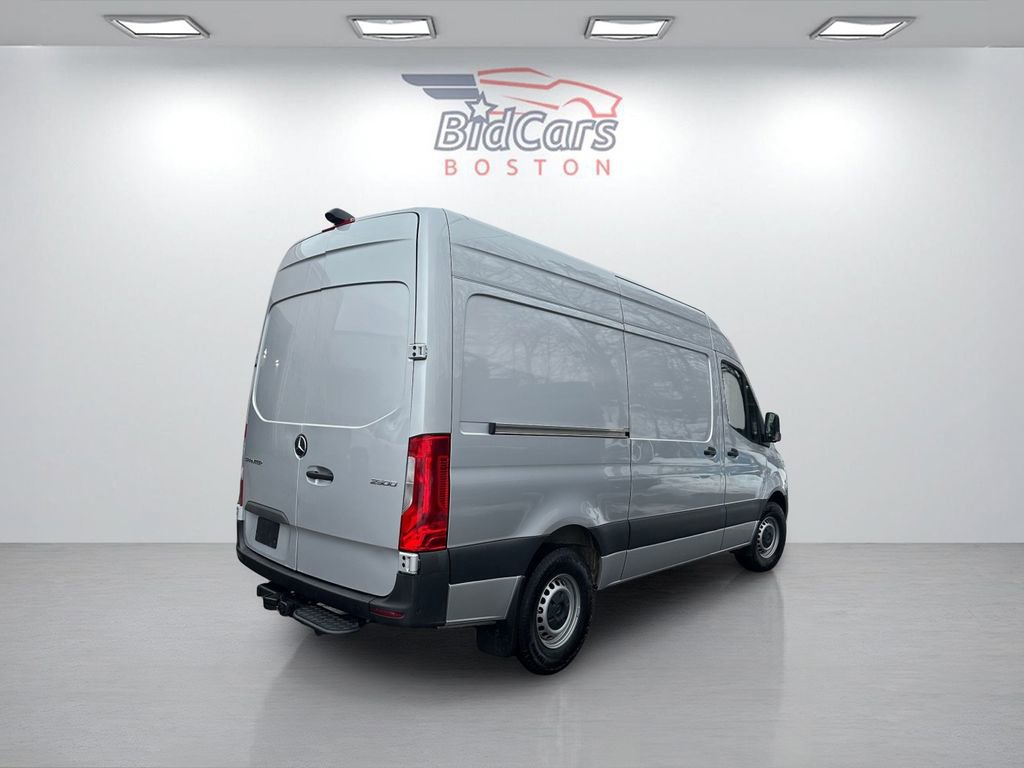 Used 2024 Mercedes-Benz Sprinter 144 Cargo w/ Parking Package image 4