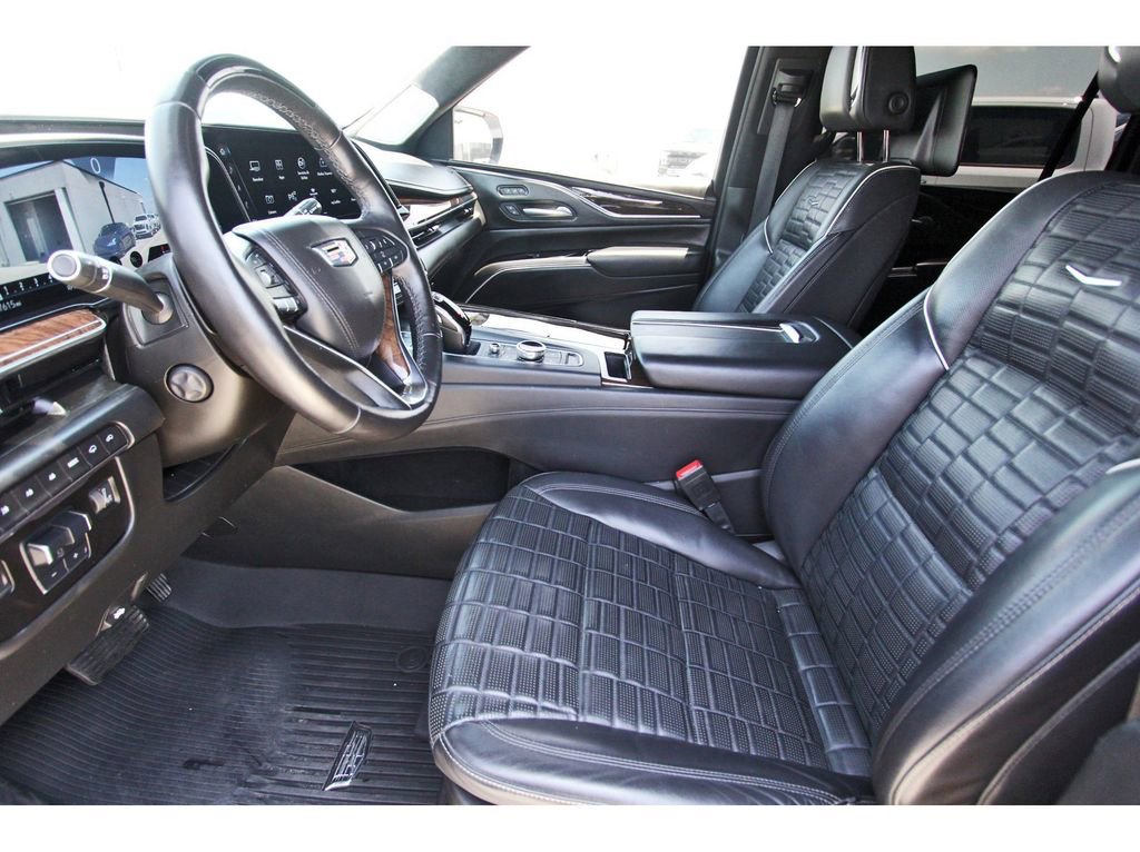 Used 2021 Cadillac Escalade ESV Sport Platinum w/ Heavy-Duty Trailer Package AWD/4WD image 6