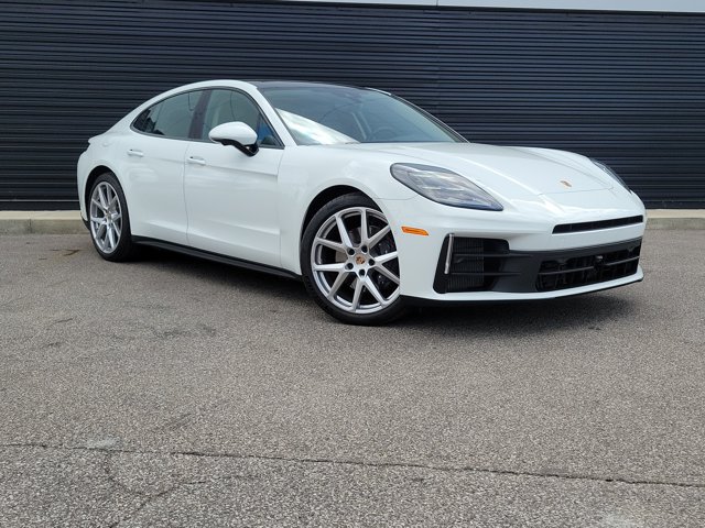 Certified 2026 Porsche Panamera 4 AWD/4WD image 3