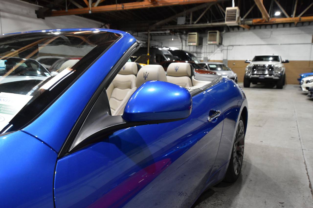 Used 2015 Maserati GranTurismo Convertible RWD image 53
