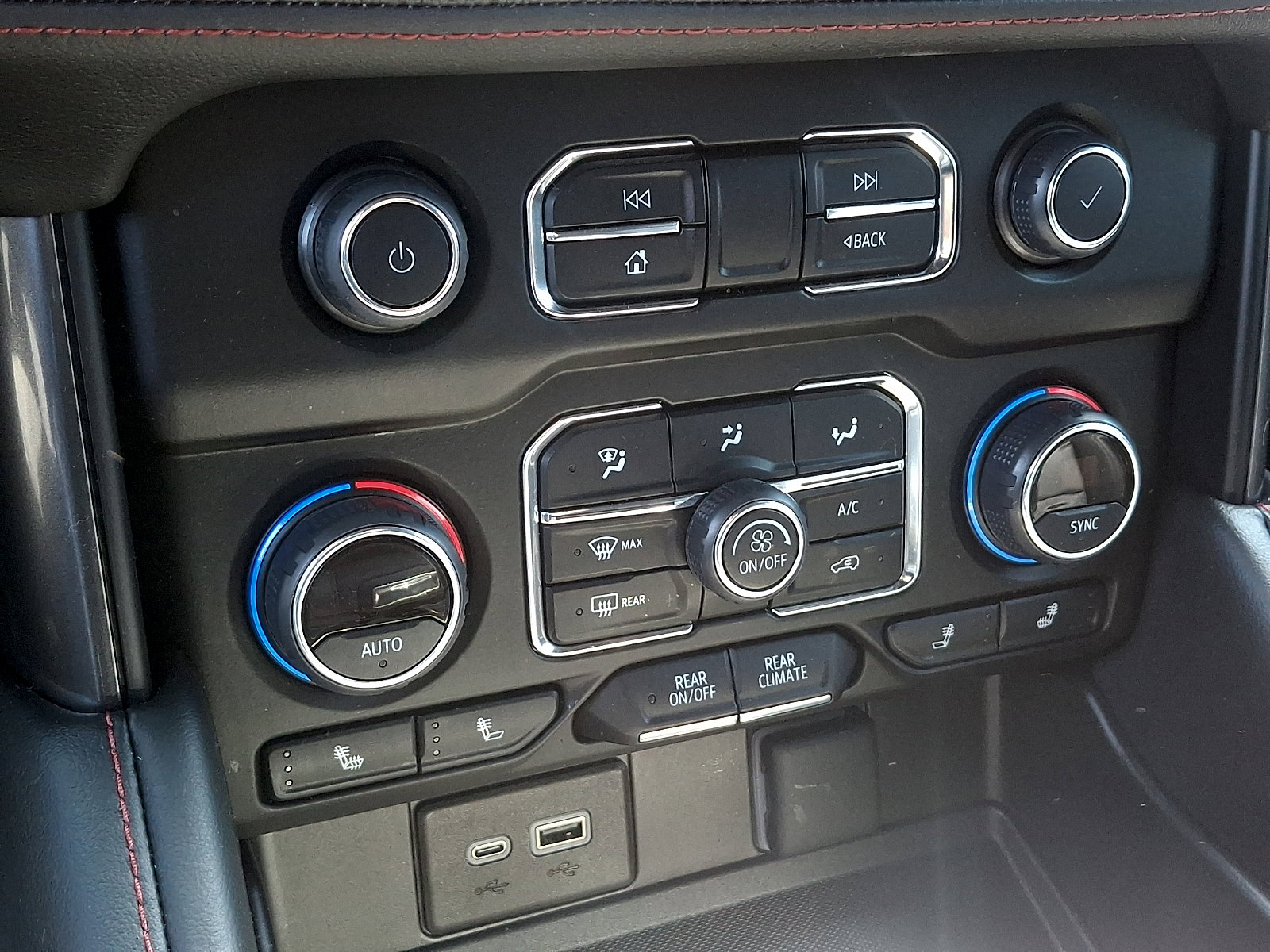 Certified 2024 Chevrolet Tahoe RST w/ Luxury Package image 16