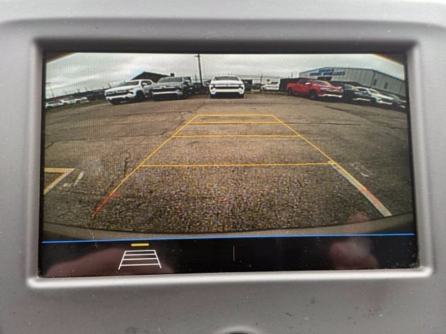 Used 2019 Chevrolet Equinox LS FWD image 2