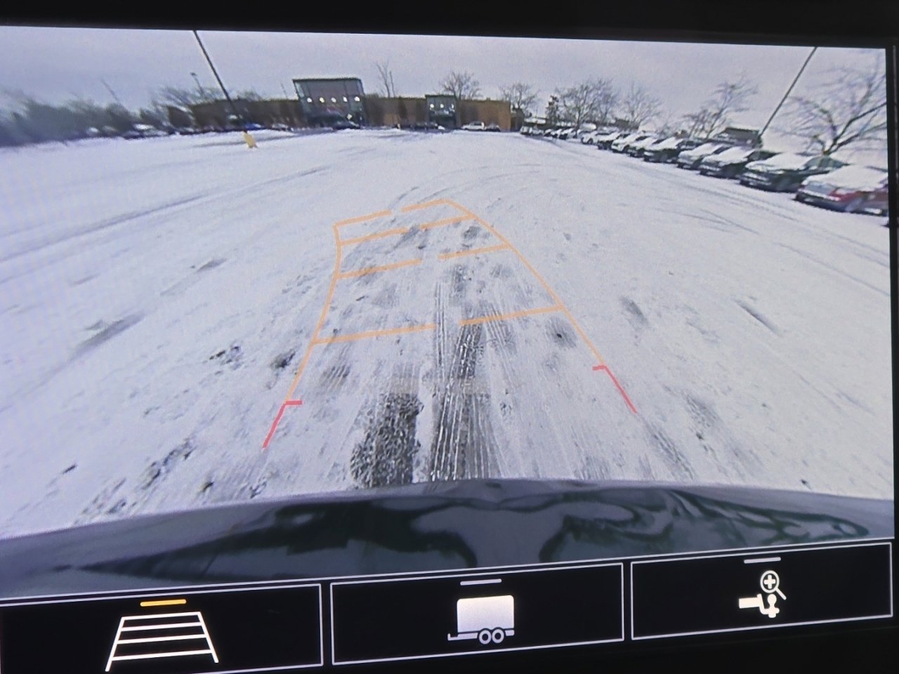 Used 2021 Chevrolet Traverse LT image 4