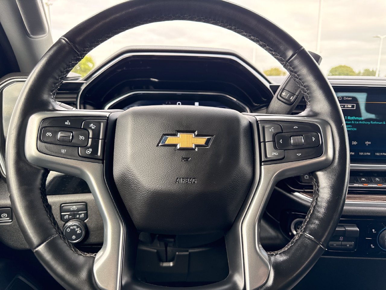 Used 2023 Chevrolet Silverado 1500 LT w/ Protection Package AWD/4WD image 19