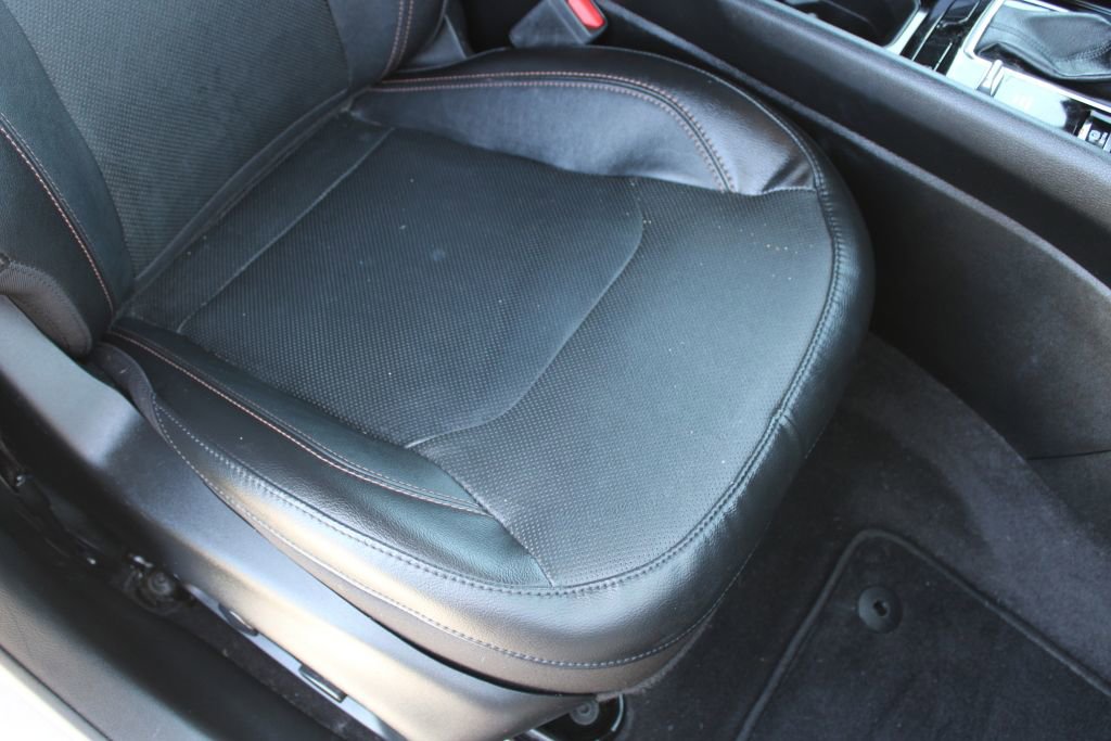 Used 2023 Jeep Compass Limited w/ Elite Group image 14