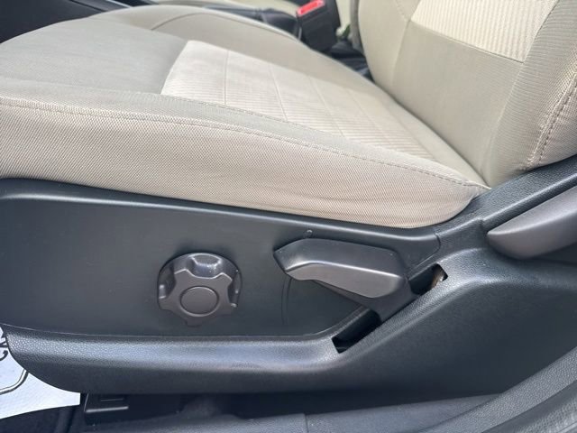 Used 2022 Ford EcoSport S image 11