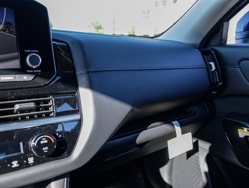 New 2025 Nissan Pathfinder SV image 30