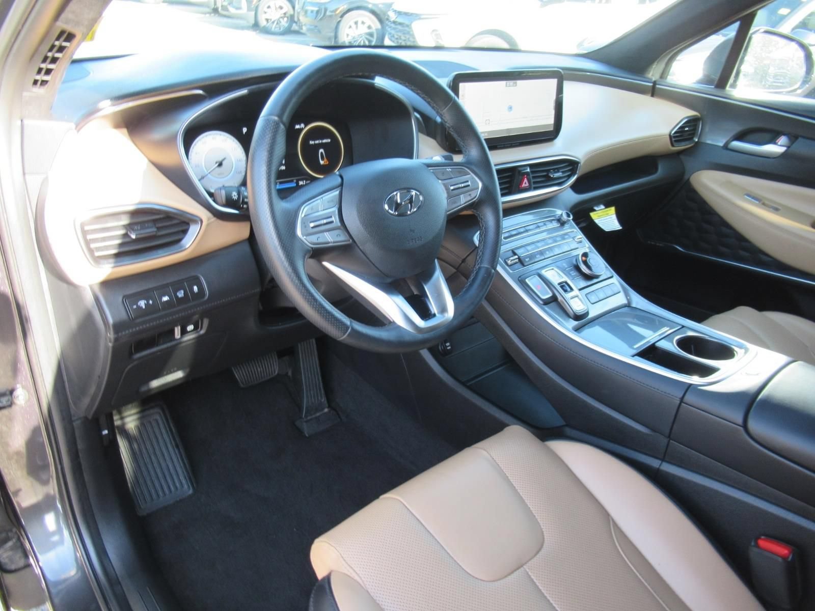 Used 2023 Hyundai Santa Fe Calligraphy AWD/4WD image 18