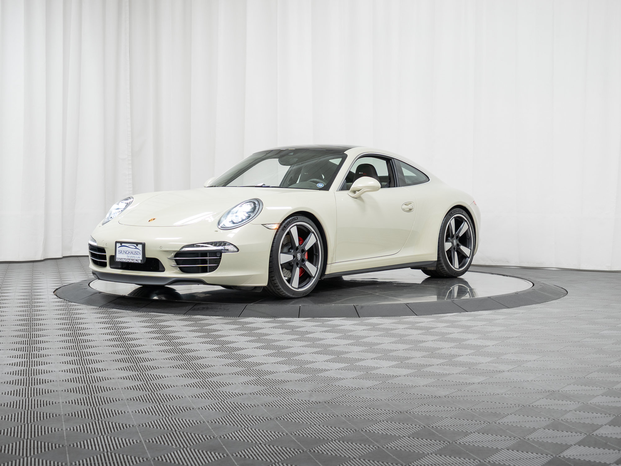 Certified 2014 Porsche 911 50th Anniversary Edition RWD image 42