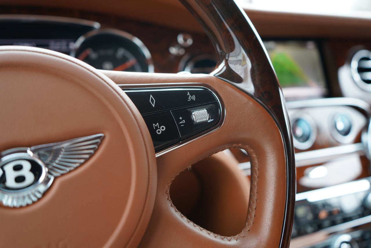 Used 2011 Bentley Mulsanne image 26