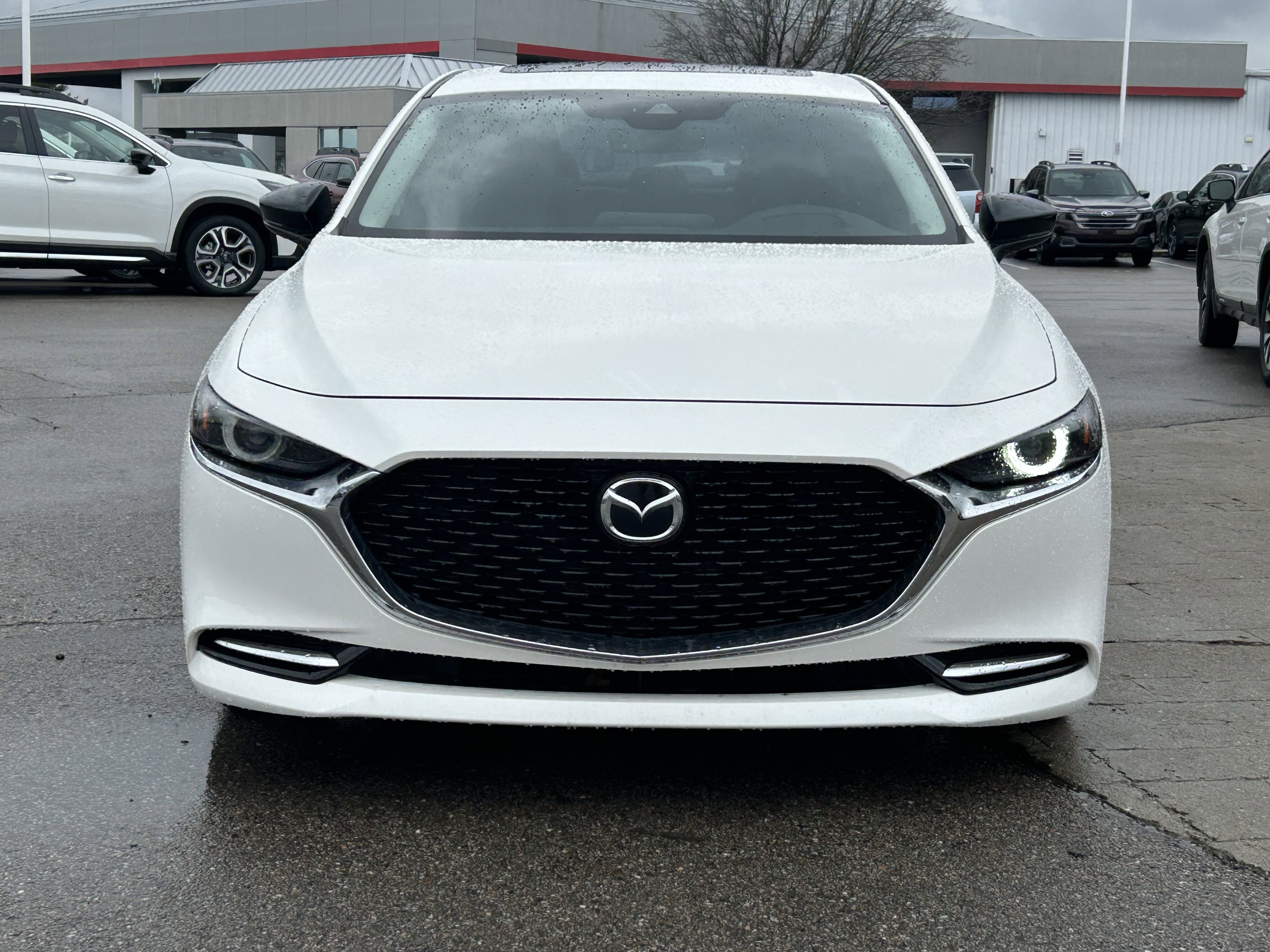 Used 2022 MAZDA MAZDA3 s image 2