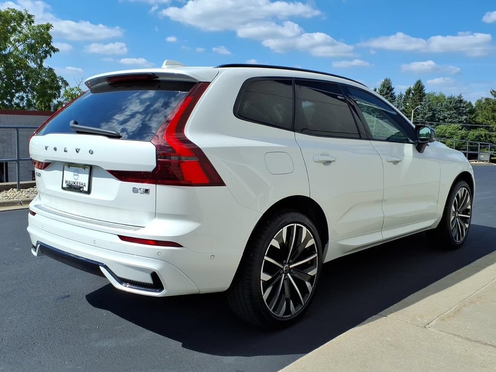 Certified 2026 Volvo XC60 B5 Ultra AWD/4WD image 5
