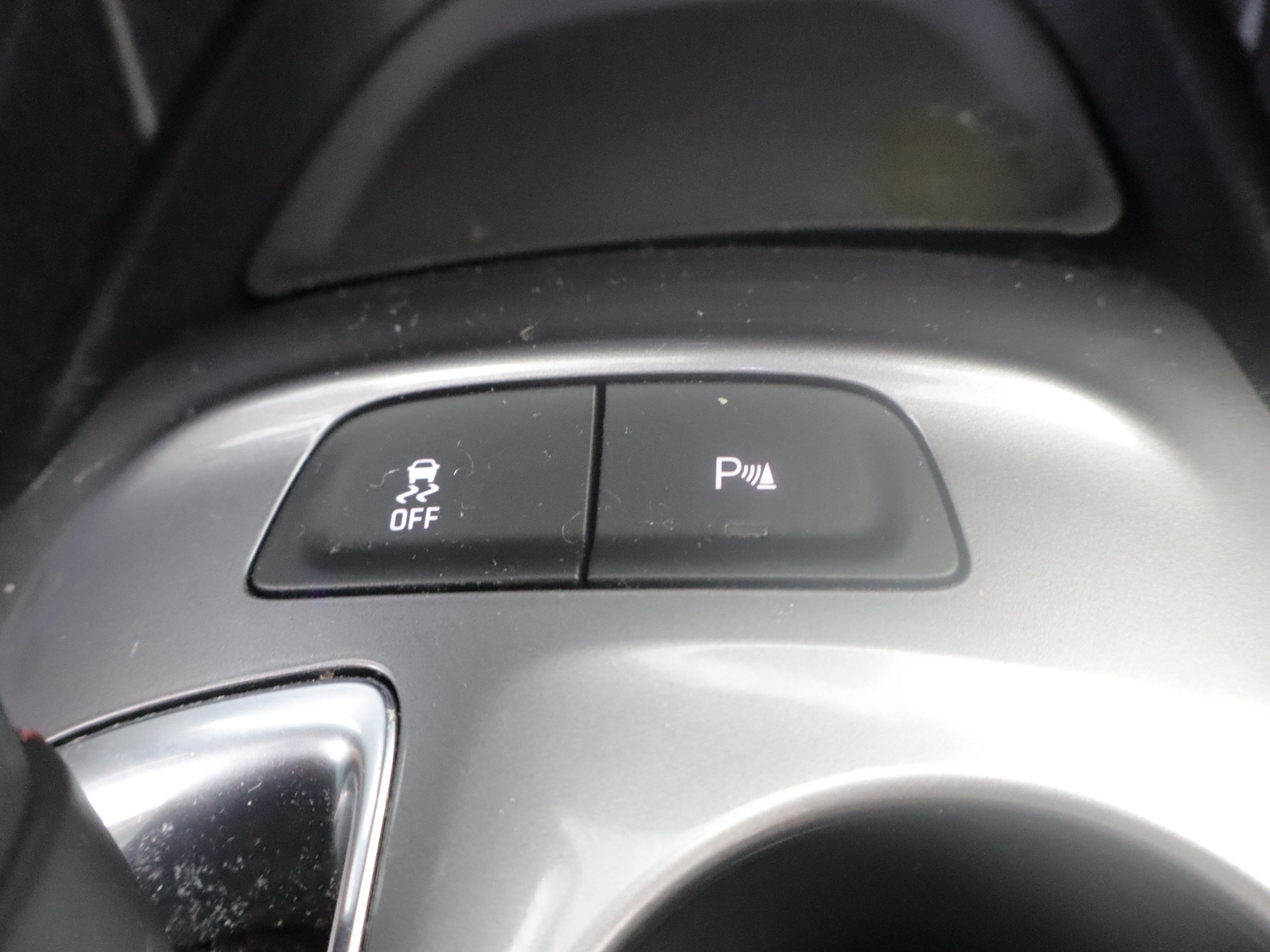 Used 2025 Chevrolet Malibu RS FWD image 16