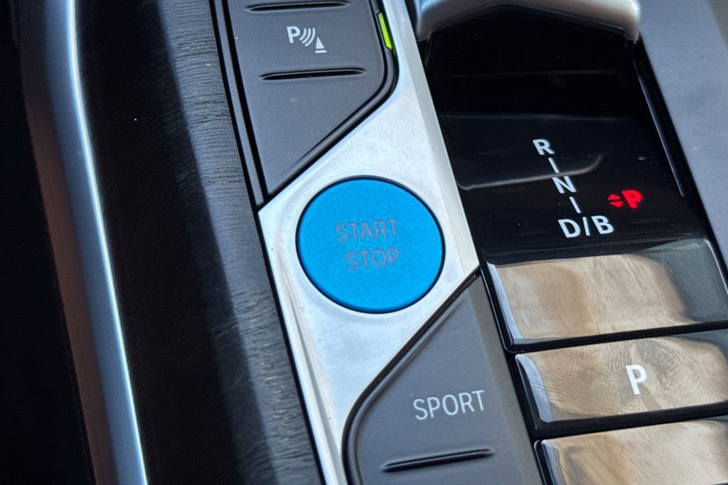 Used 2023 BMW i4 eDrive35 w/ Premium Package image 25