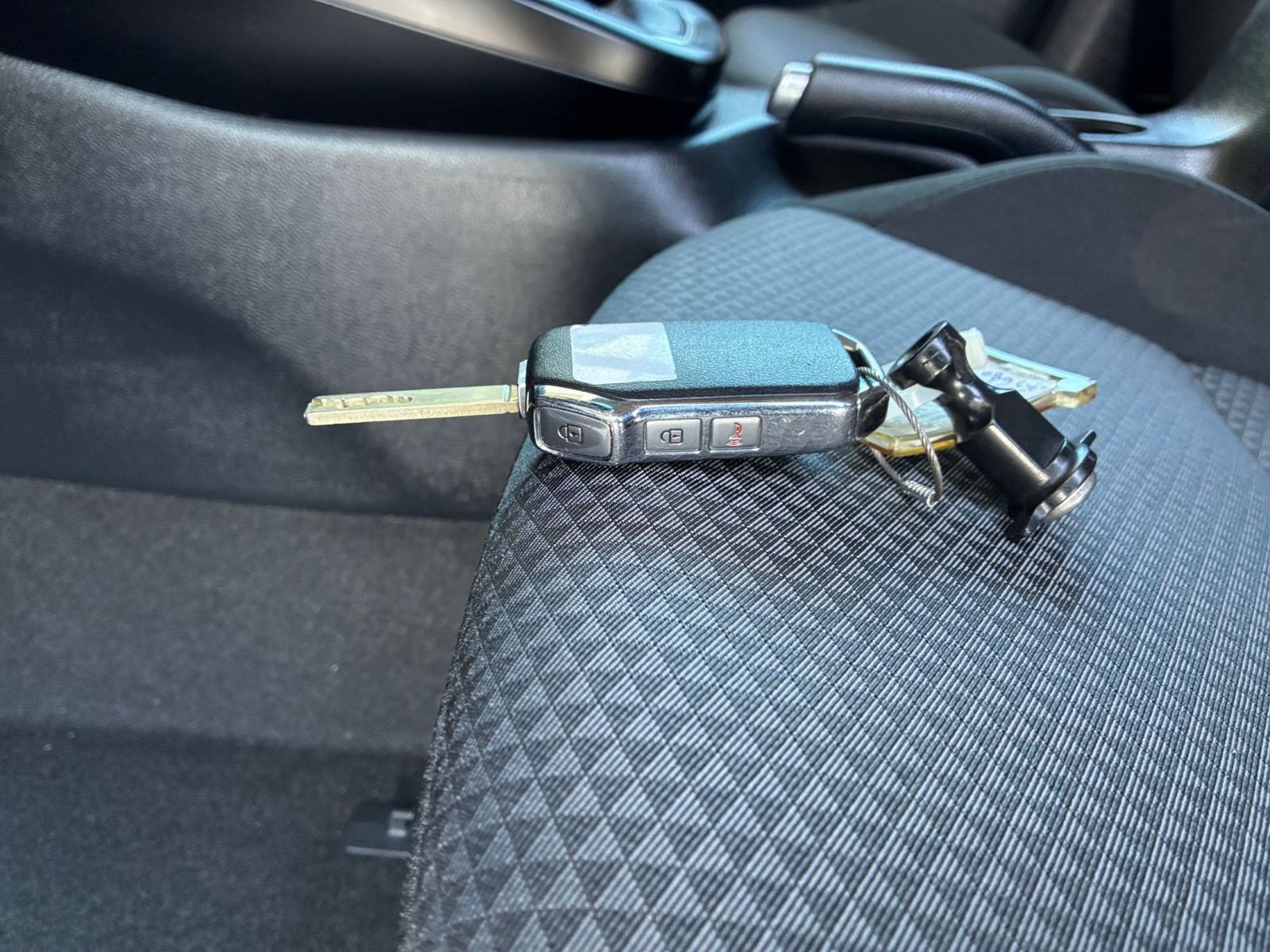 Used 2025 Kia Soul LX w/ LX Technology Package image 21