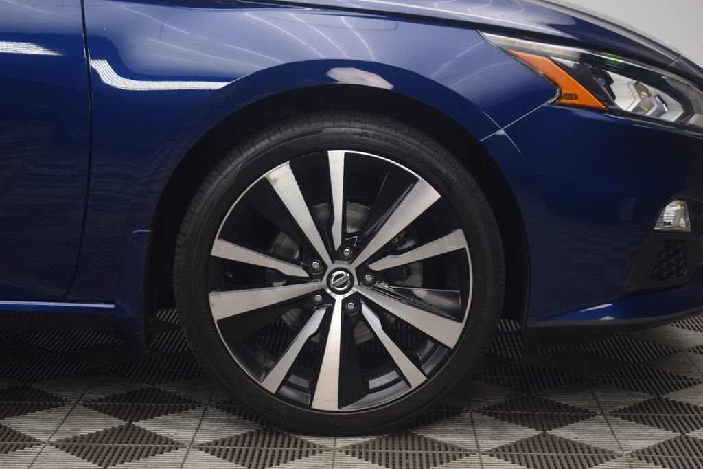 Used 2021 Nissan Altima 2.5 SR AWD/4WD image 32