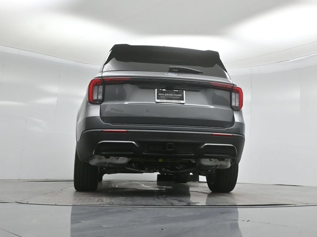 New 2026 Ford Explorer ST-Line w/ ST-Line Street Pack RWD image 48
