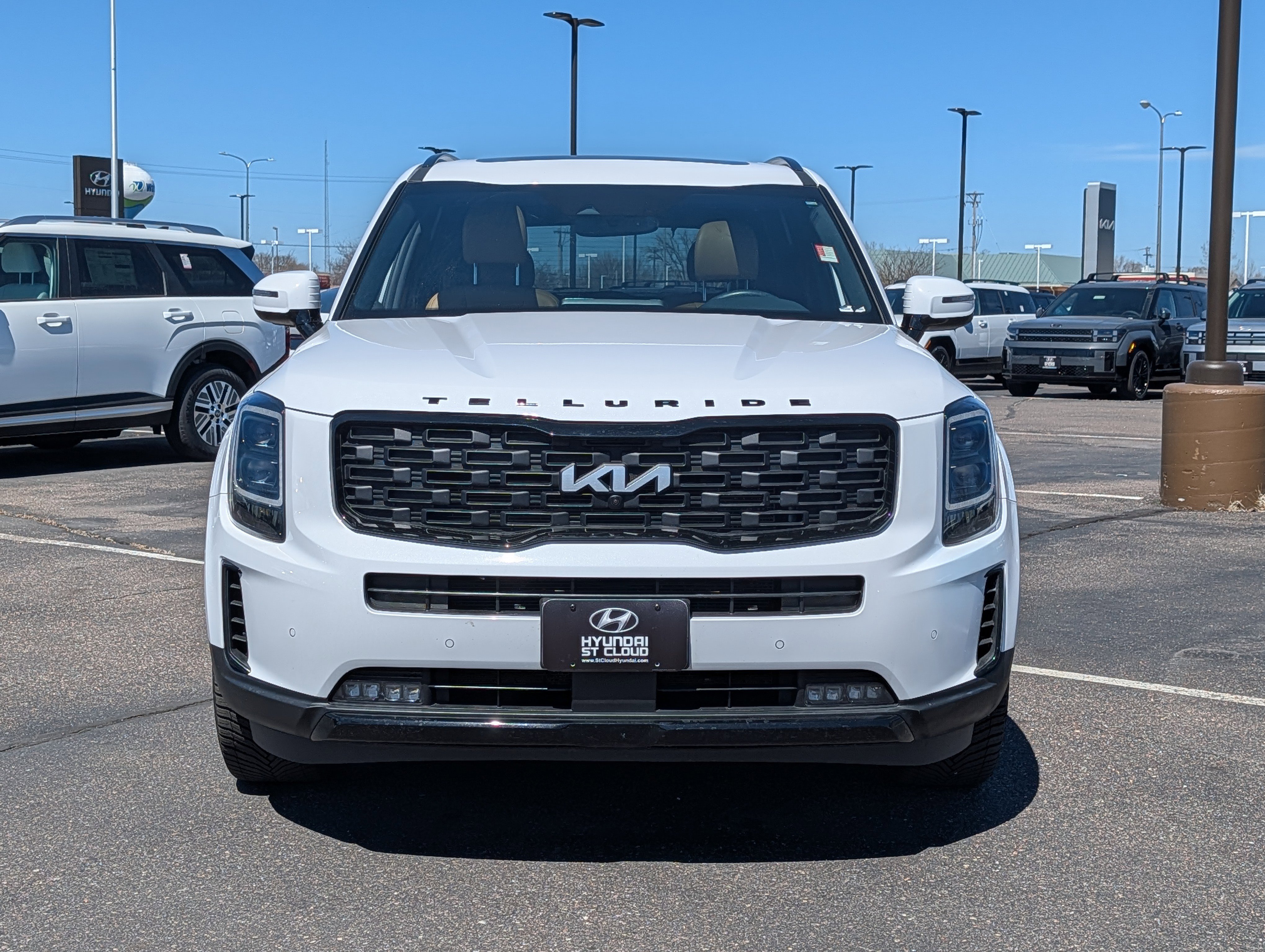 Used 2022 Kia Telluride SX w/ Nightfall Edition Package AWD/4WD image 8