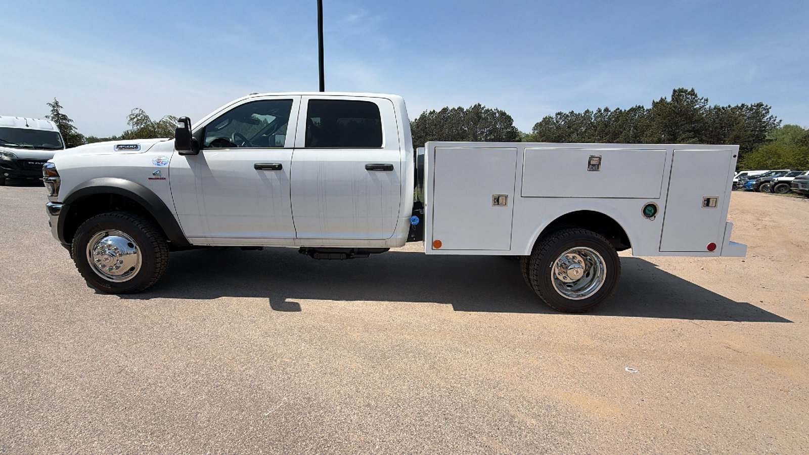 New 2026 RAM 4500 Tradesman w/ Chrome Appearance Group AWD/4WD image 11