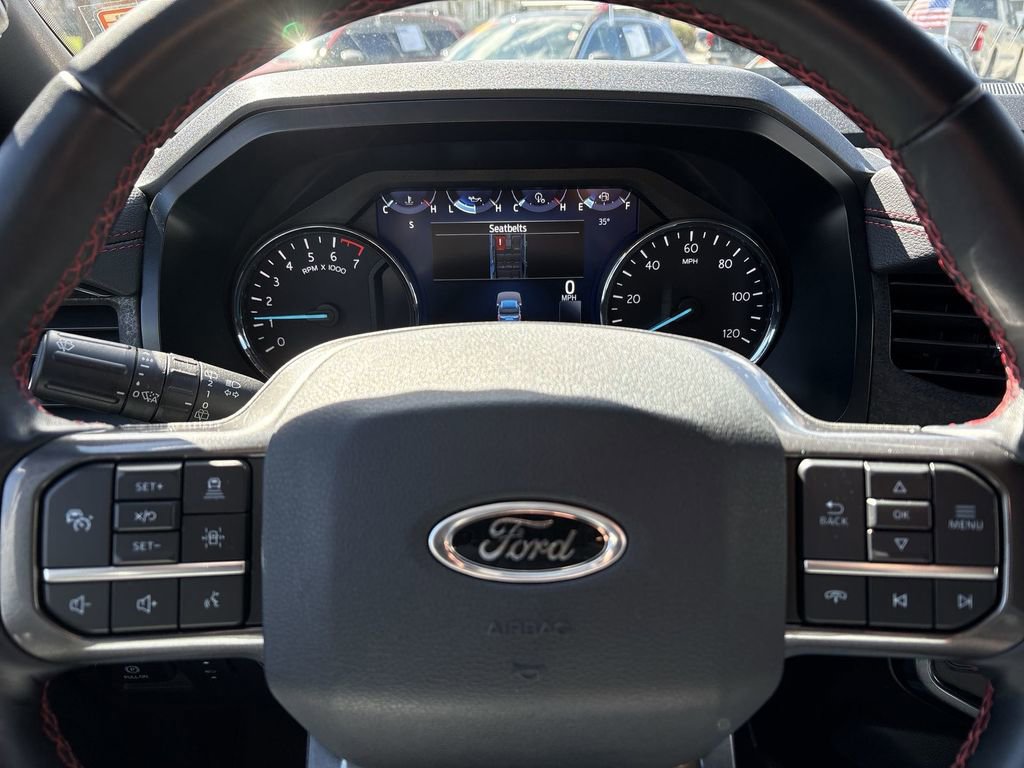 Used 2023 Ford Expedition Limited image 14