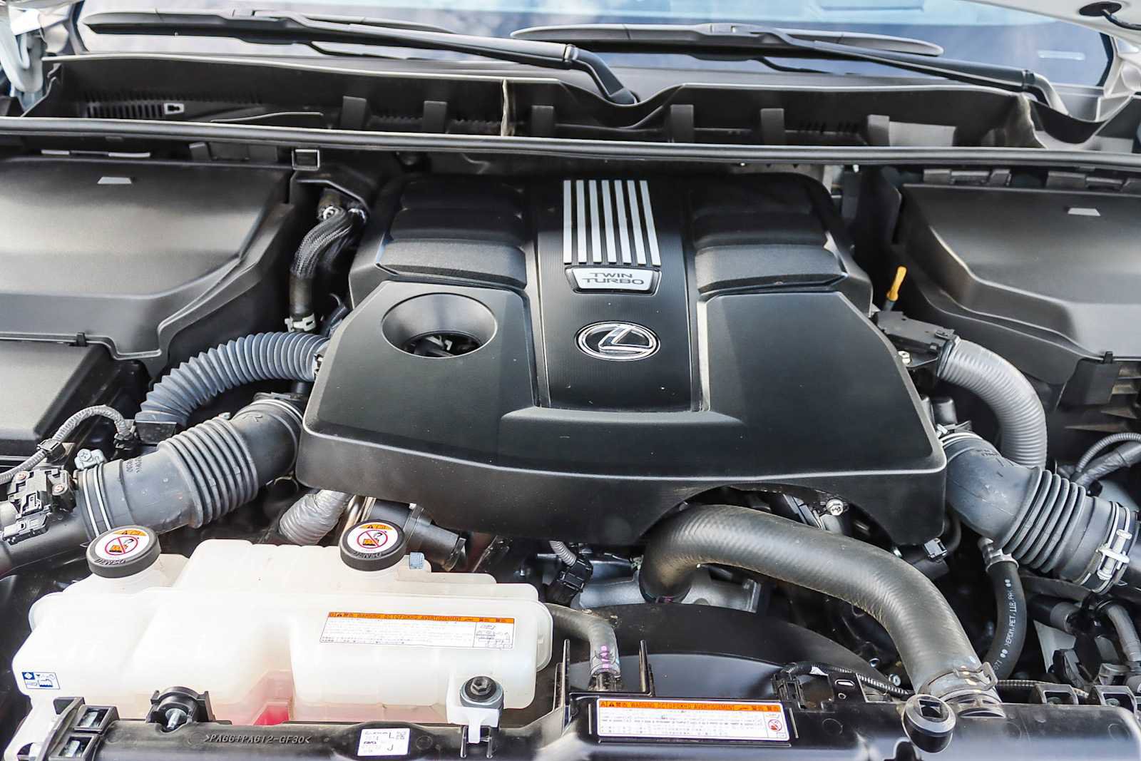 Used 2023 Lexus LX 600 4WD w/ Ultra Luxury Package image 24