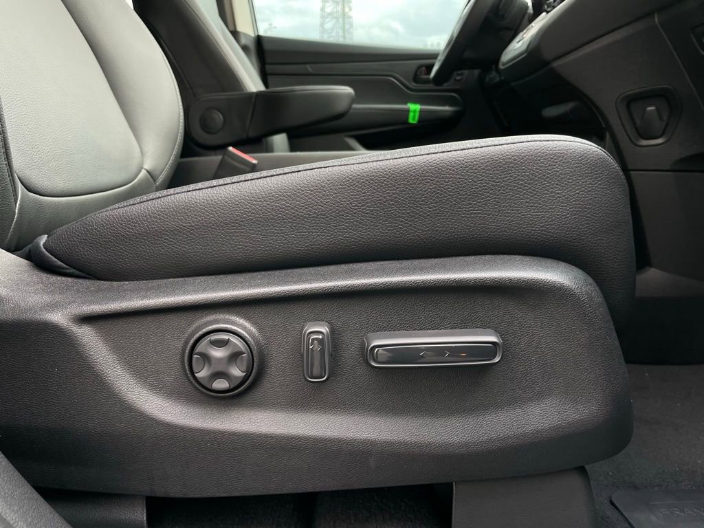 New 2026 Honda Odyssey EX-L image 32