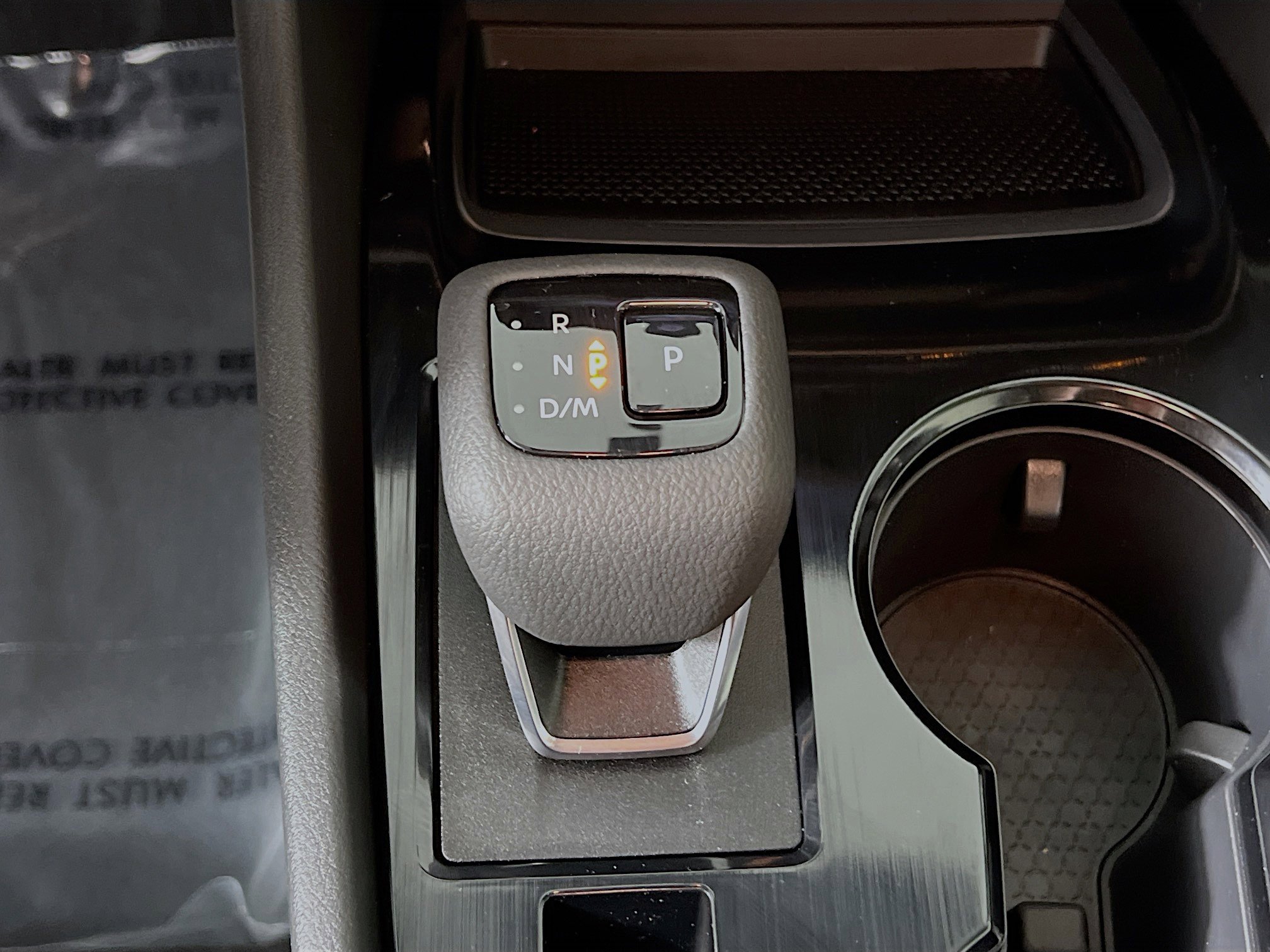 Used 2025 Nissan Rogue SV image 24