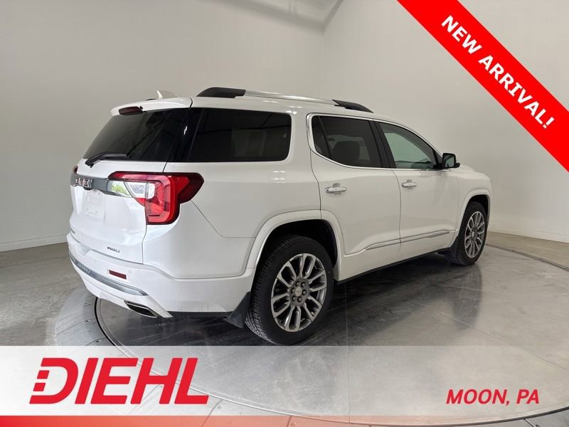 Used 2022 GMC Acadia Denali w/ Denali Ultimate Package AWD/4WD image 4