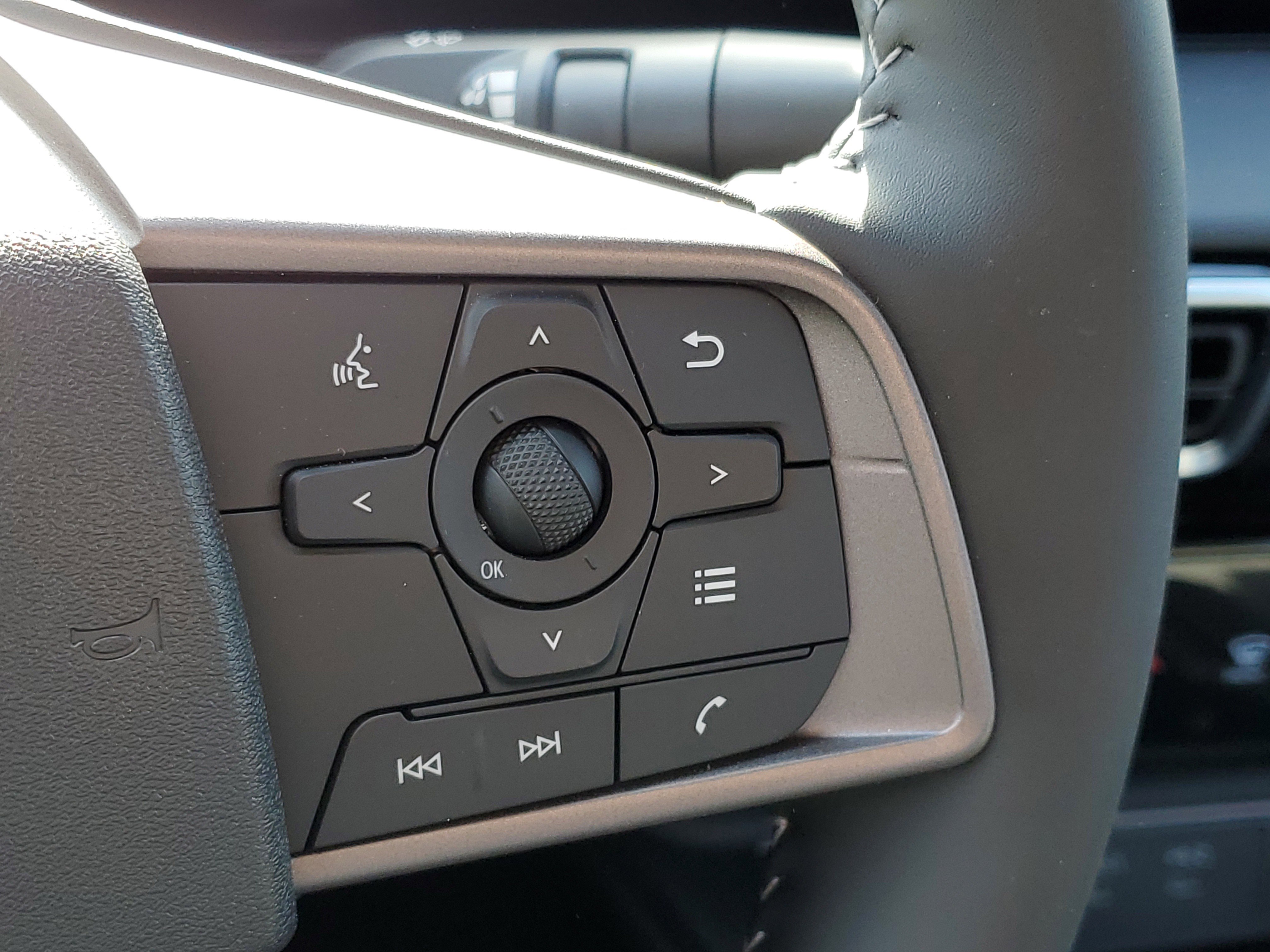 New 2026 Nissan Sentra SV w/ SV Convenience Package image 11