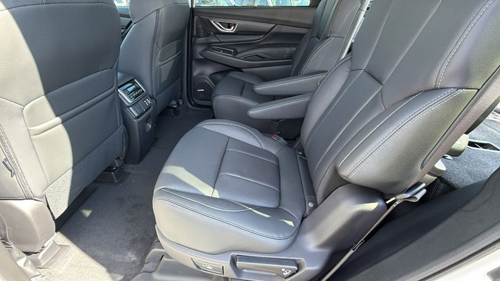 New 2026 Subaru Ascent Limited AWD/4WD image 17