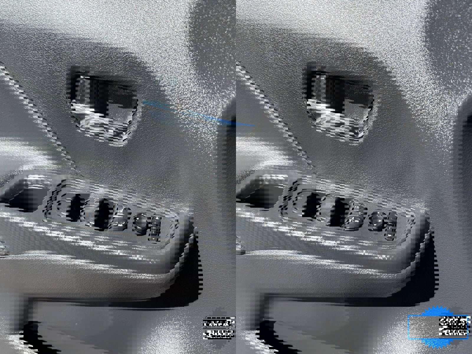 Certified 2025 Nissan Versa SV w/ Trunk Package image 23