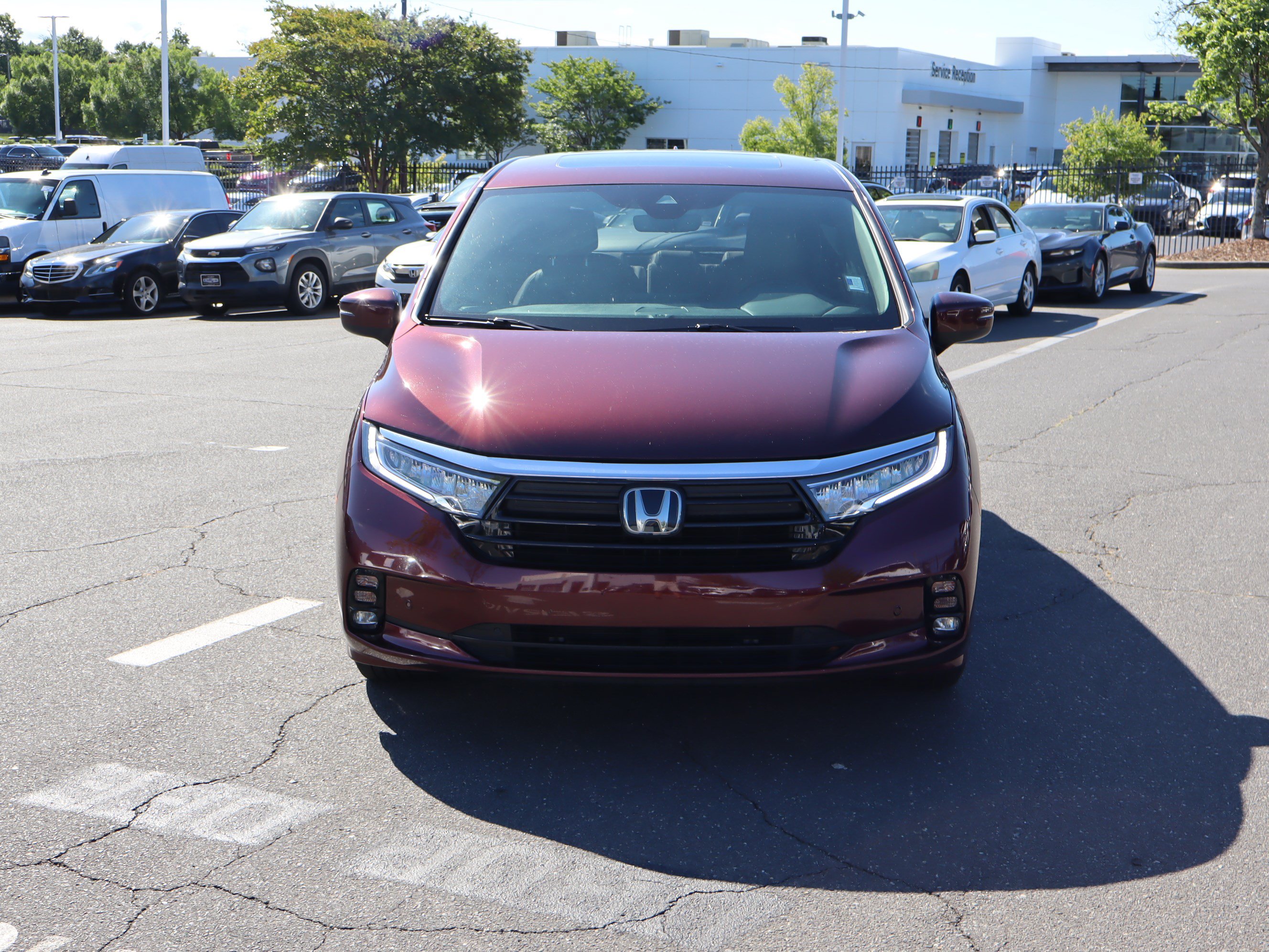 Used 2021 Honda Odyssey Touring image 3