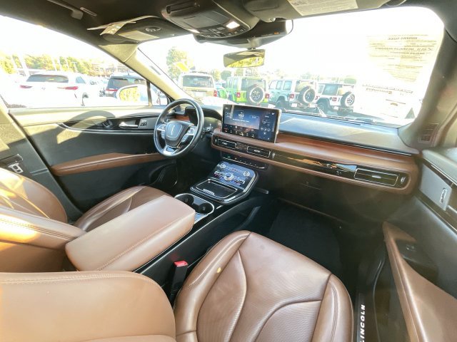 Used 2022 Lincoln Nautilus Reserve AWD/4WD image 34