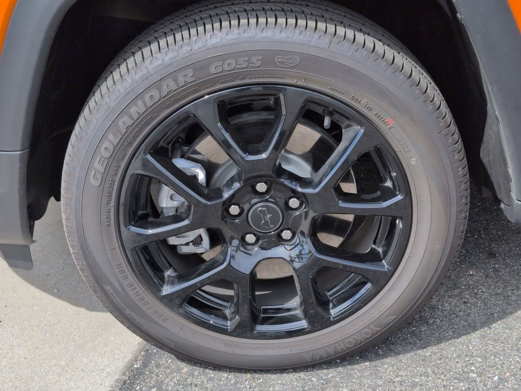 New 2026 Jeep Compass Latitude AWD/4WD image 9