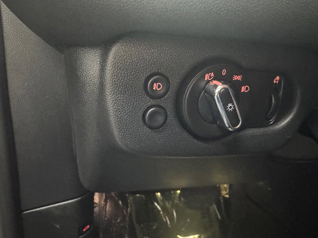 Used 2018 MINI Cooper Clubman S image 20