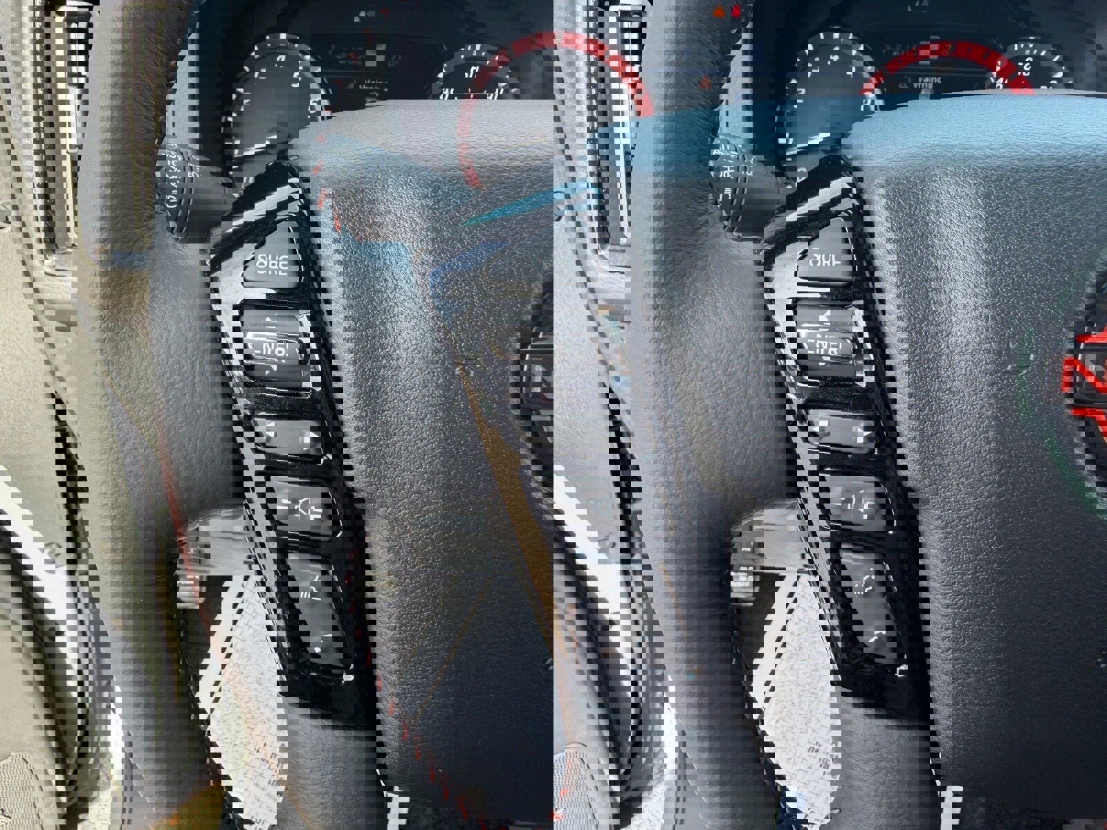 New 2026 Nissan Frontier PRO-4X w/ Pro Premium Package image 15