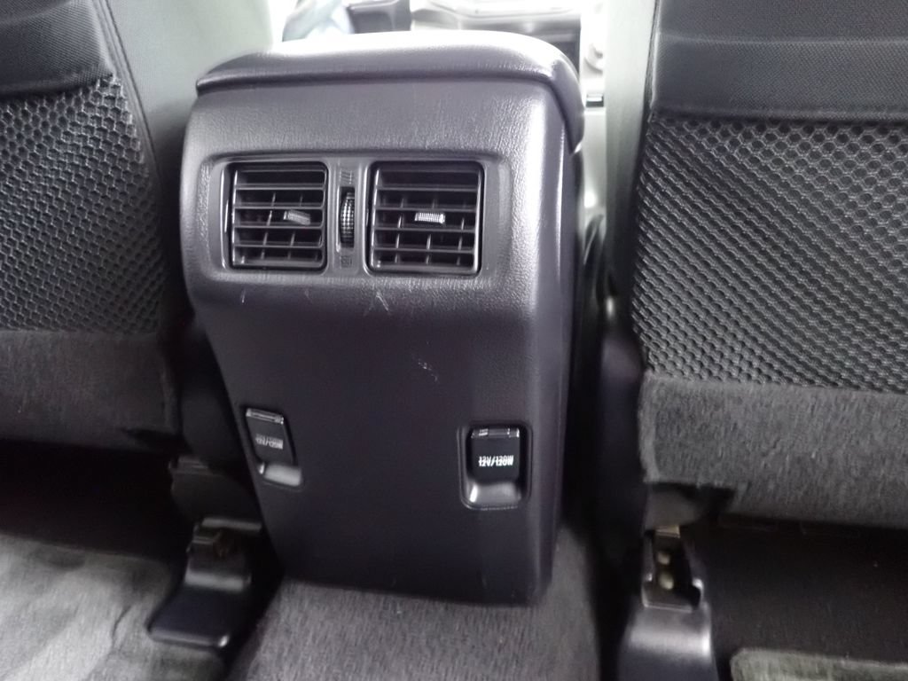 Used 2014 Toyota 4Runner SR5 AWD/4WD image 35