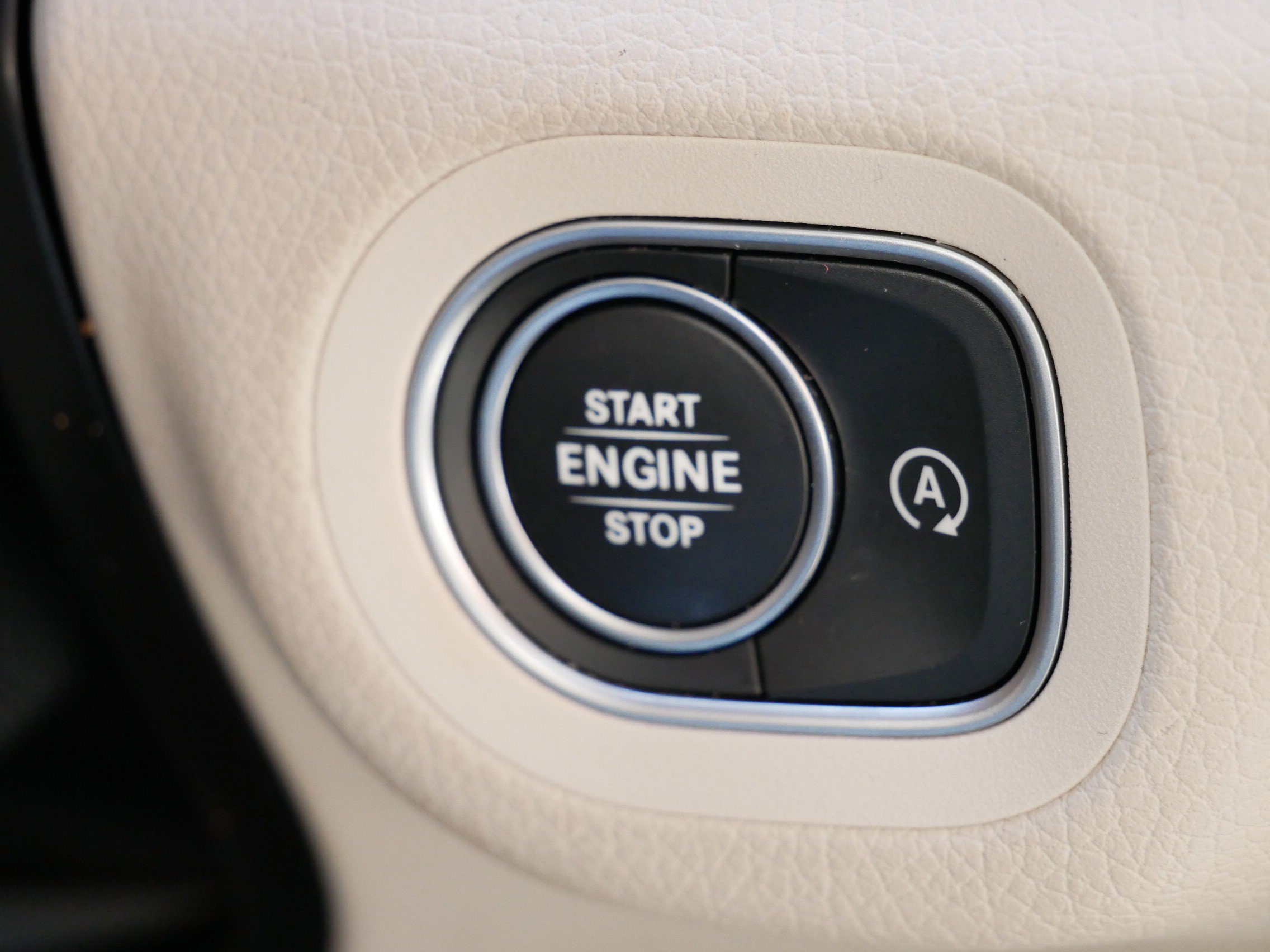 Used 2021 Mercedes-Benz GLS 580 4MATIC image 24