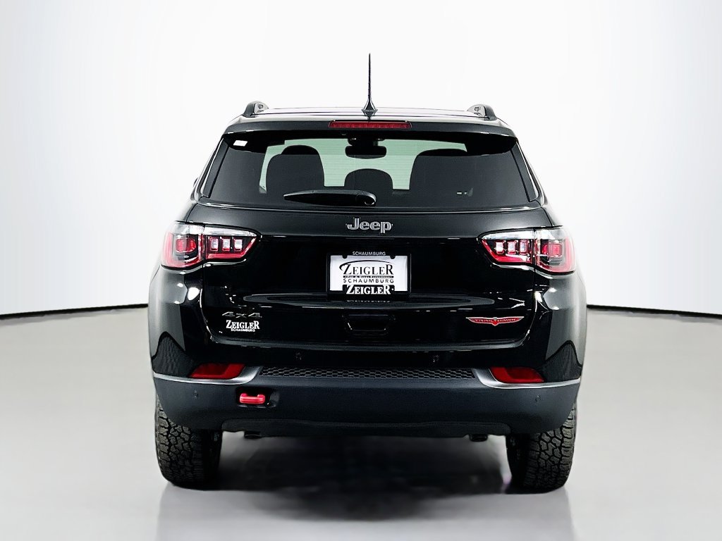 New 2026 Jeep Compass Trailhawk w/ Sun, Sound & Navigation Group AWD/4WD image 6