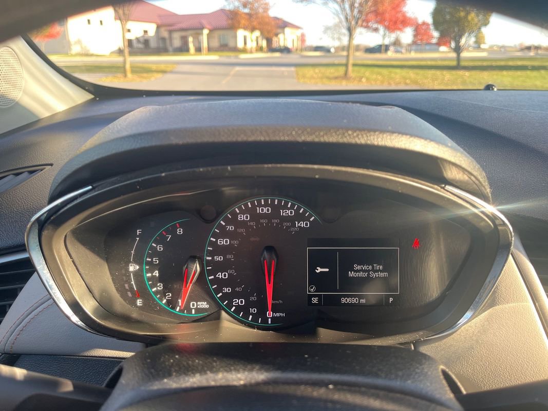 Used 2017 Chevrolet Trax LT w/ Sun & Sound Package image 17