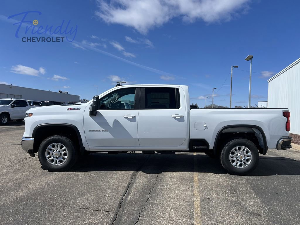 New 2026 Chevrolet Silverado 3500 LT AWD/4WD image 2