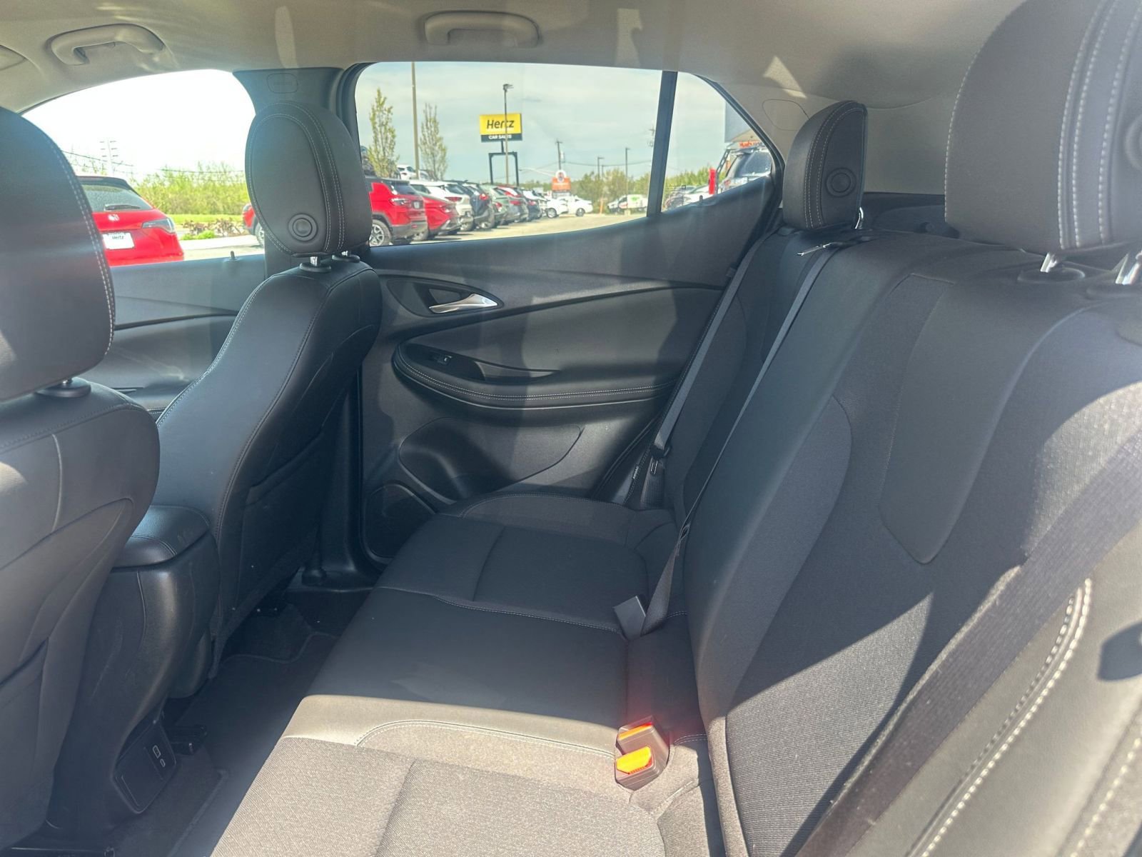 Used 2025 Buick Encore GX Preferred image 24