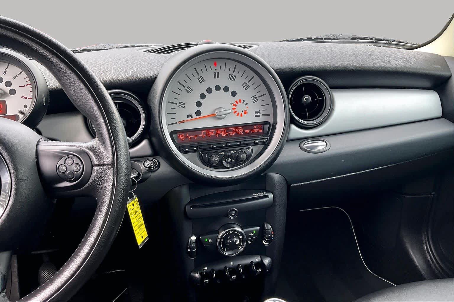 Used 2012 MINI Cooper Hardtop FWD image 6