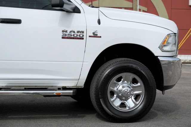Used 2018 RAM 3500 Tradesman w/ Chrome Appearance Group AWD/4WD image 17