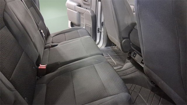 Used 2020 Chevrolet Silverado 1500 Custom w/ Custom Value Package image 15