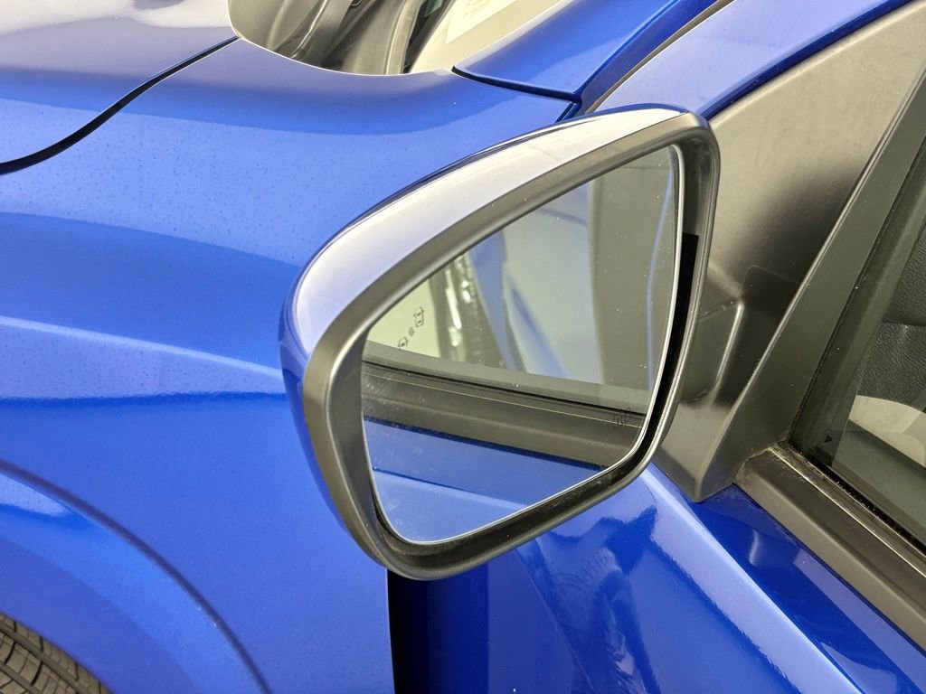 Used 2025 Nissan Frontier SV w/ SV Convenience Package RWD image 13