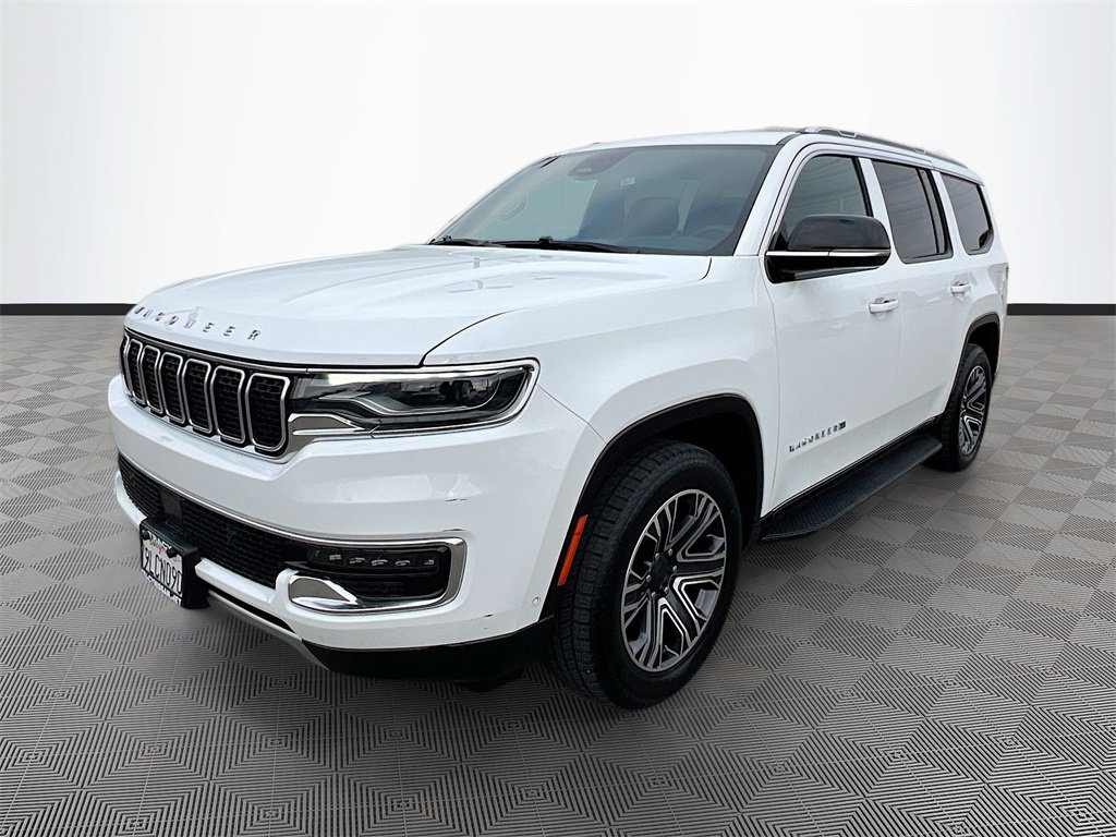 Used 2024 Jeep Wagoneer Series II w/ Flexible Seating Group image 3