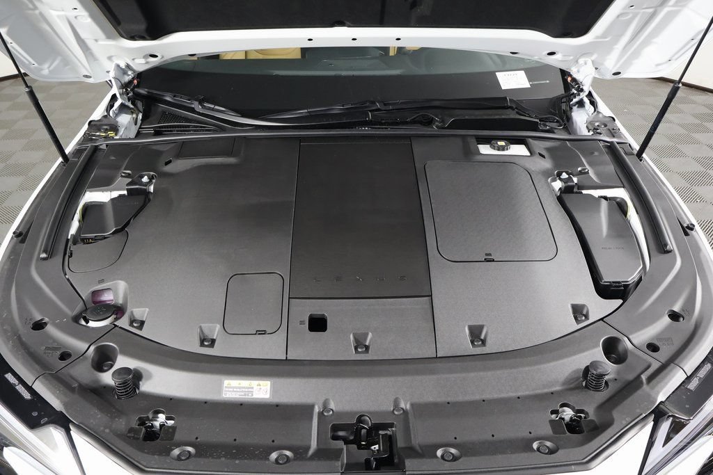 New 2026 Lexus ES 350e w/ Convenience Package FWD image 9